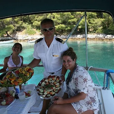Captain's Sokol Villa Lumbarda